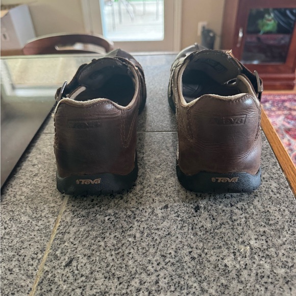 Teva leather sandals brown size 10 - Picture 3 of 6
